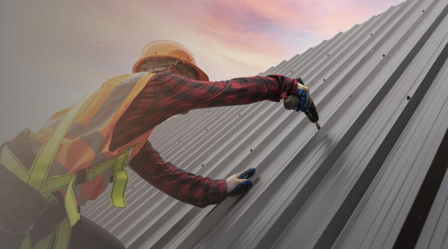 Professional gutter cleaning in Weston, CO